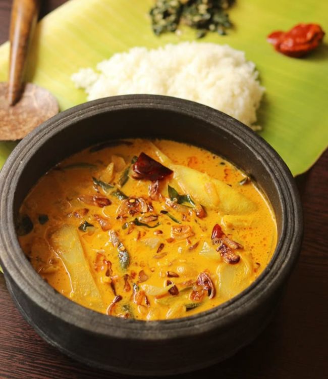 Angamaly manga curry