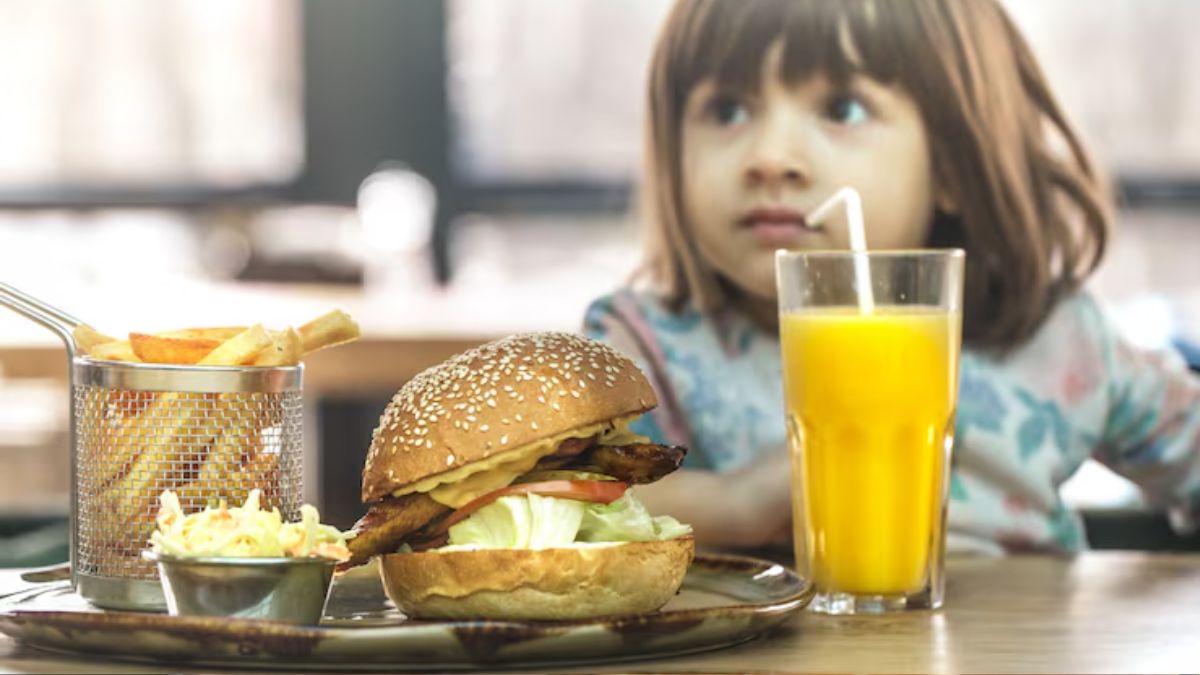 kid eating junk food (1)
