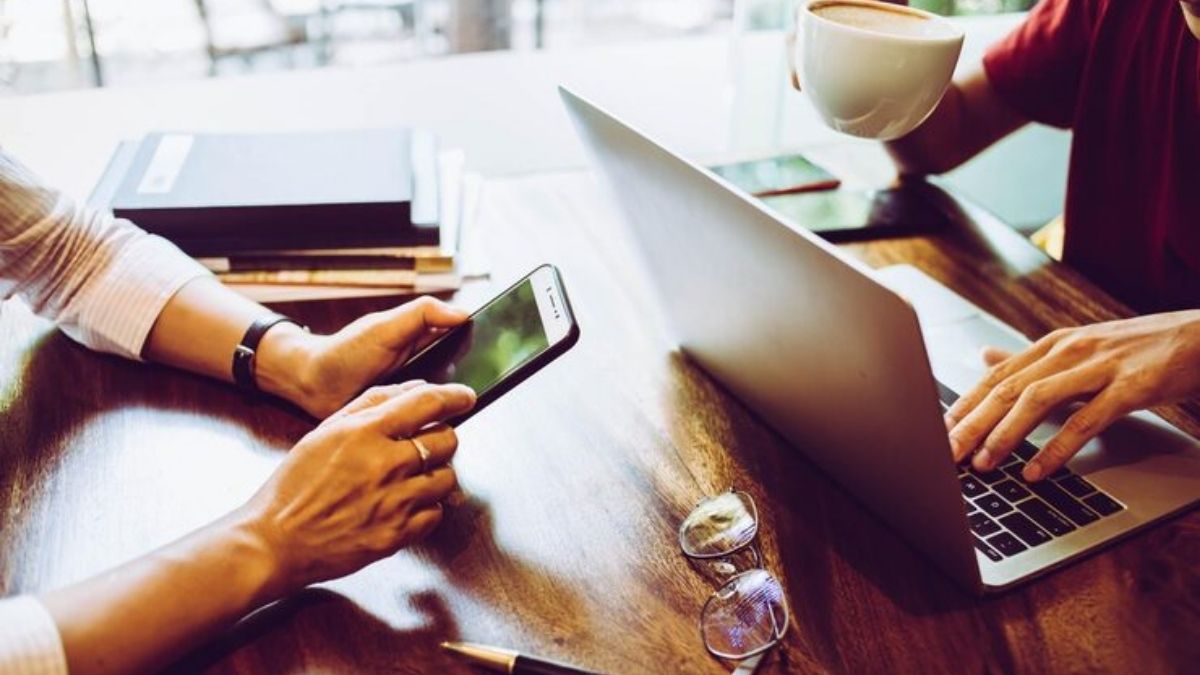 Phone using during meeting