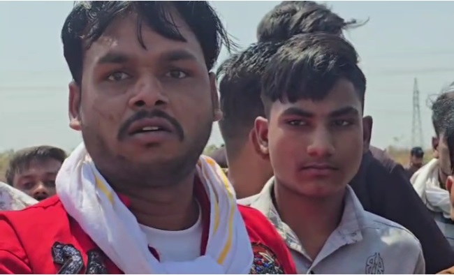 fire in bus barati 21595