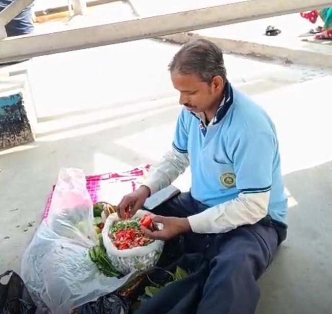 Dhanbad Railway Vendors