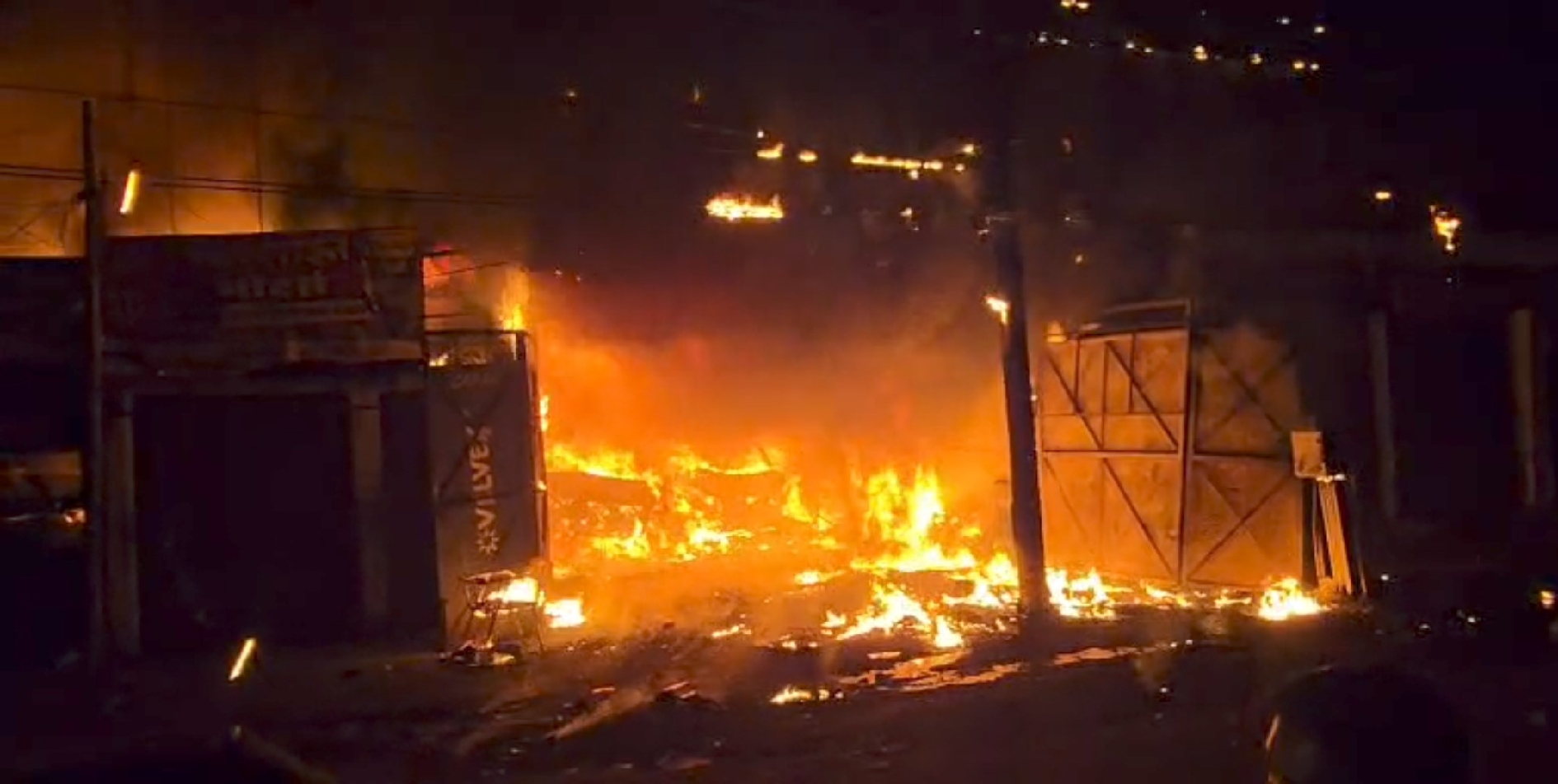 Kanpur Eidgah Chauraha Garage Fire