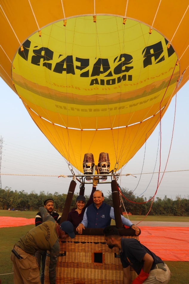 hot air balloon