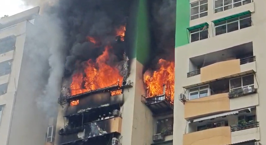 indirapuram fire 6