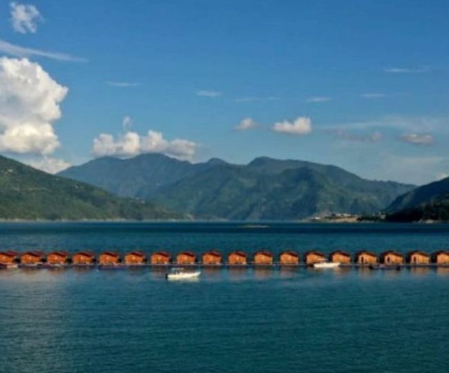 floating huts News