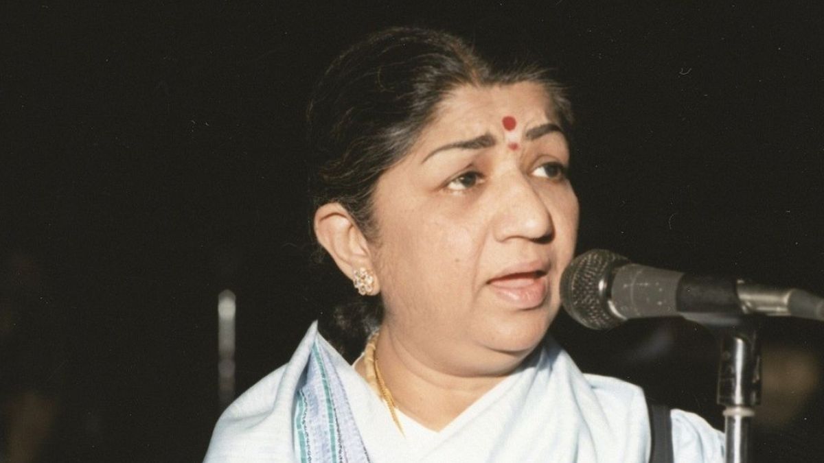 latamangeshkar (1)