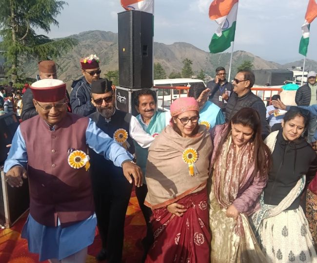 martyr Kesri chand people dance