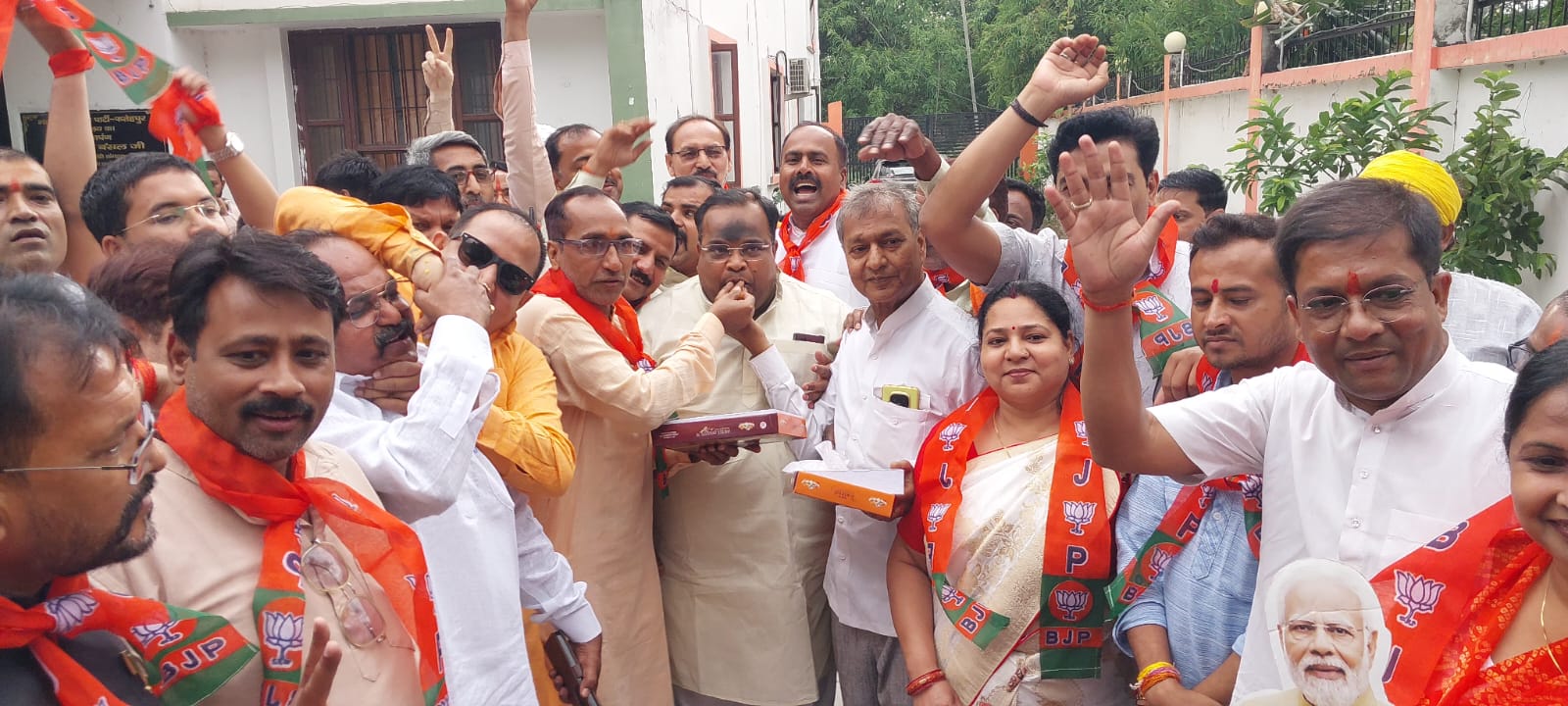 BJP Celebrates in UP BJP Celebrates in UP