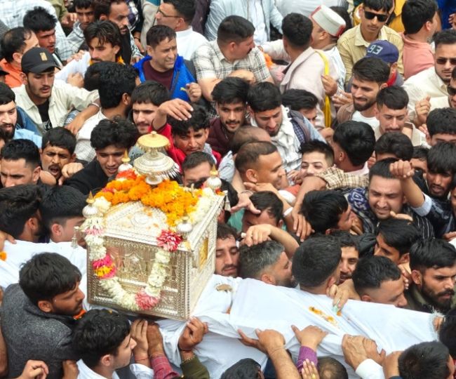 devta ki pravas yatra in doon