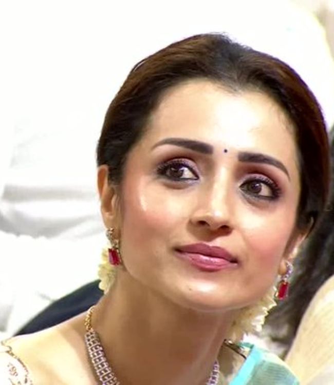 Trisha Krishnan (1)
