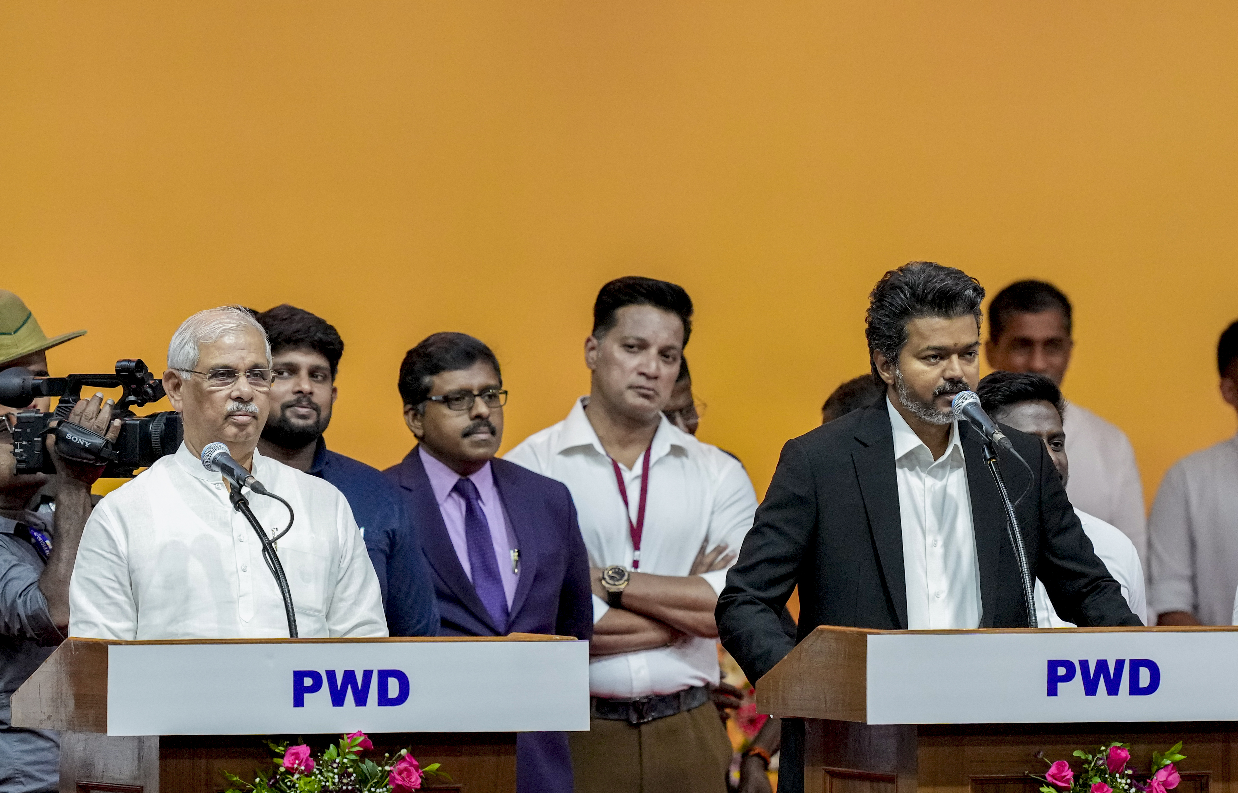 vijay photo story 16