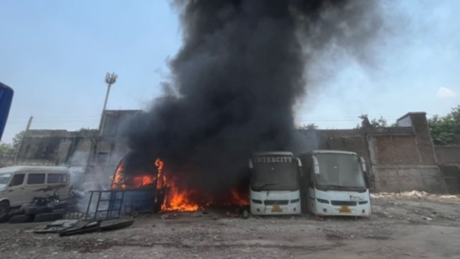 fire in ind buses 215415