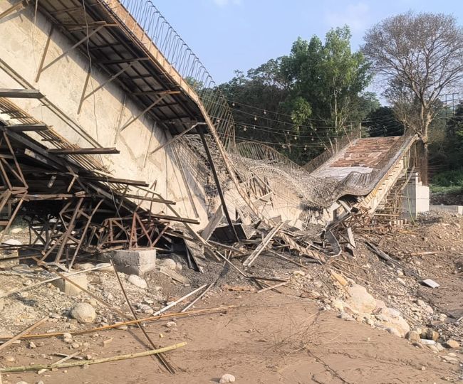 Bridge Collapse 1