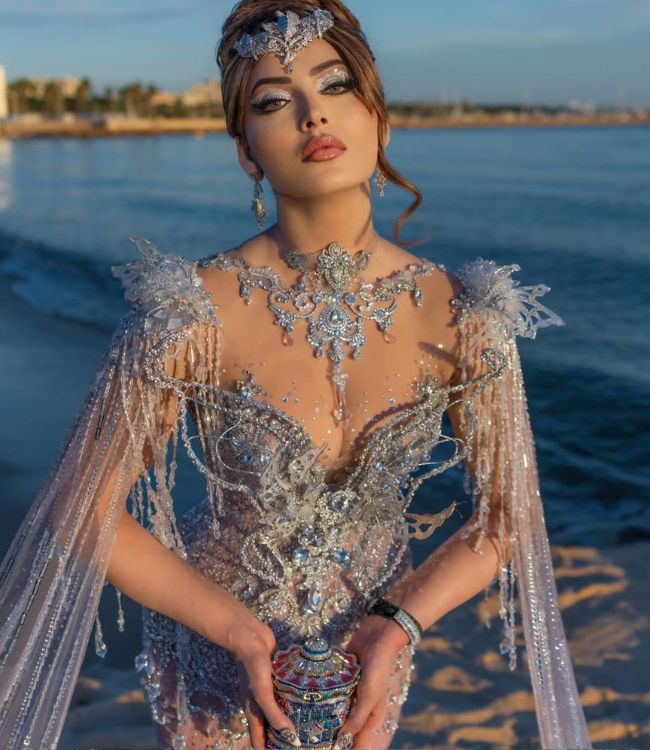 Urvashi Rautela Cannes Look (4)