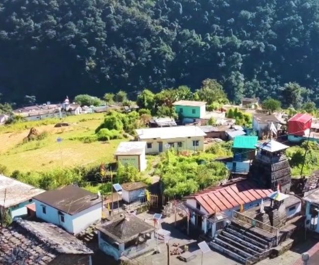 Makummath Village