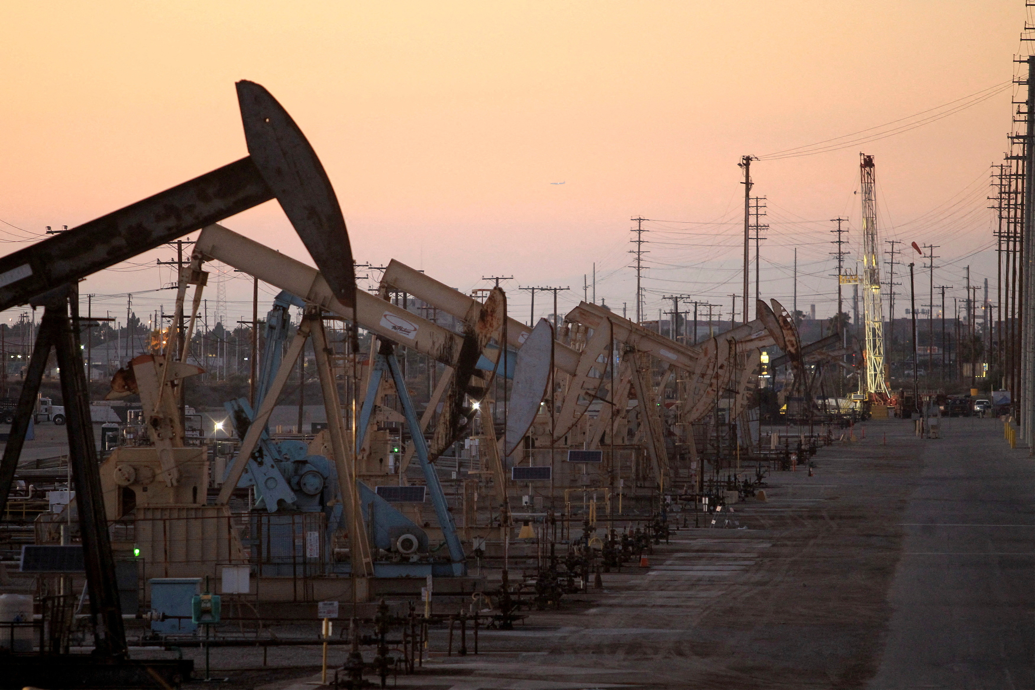 OIL