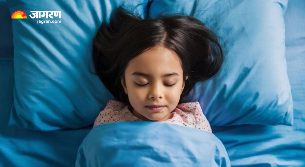 indian kids sleeping in ac room
