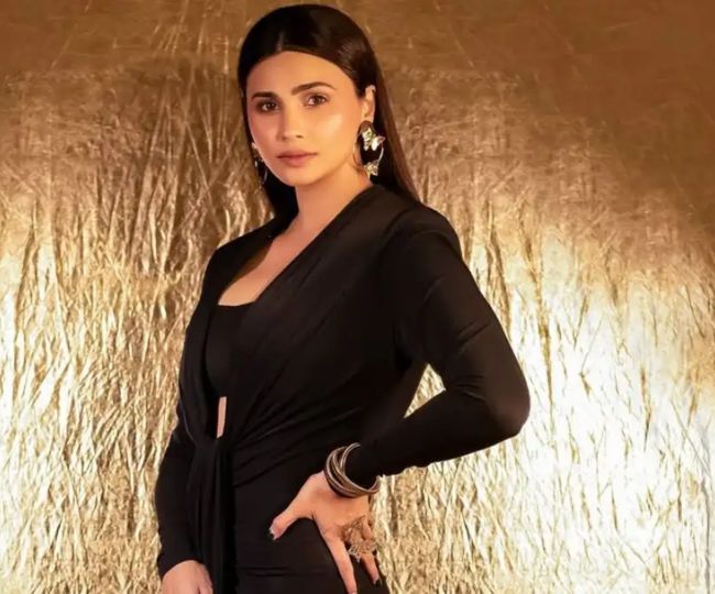 daisy shah (2)