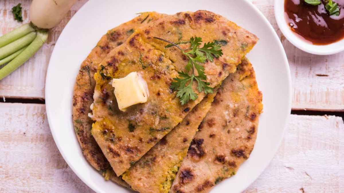 Sattu ka paratha (1)