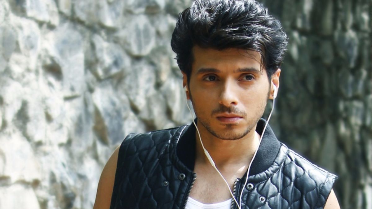 divyendu sharma (1)
