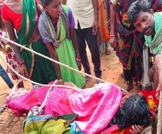 खराब रास्ते से बिगड़ी महिला की हालत