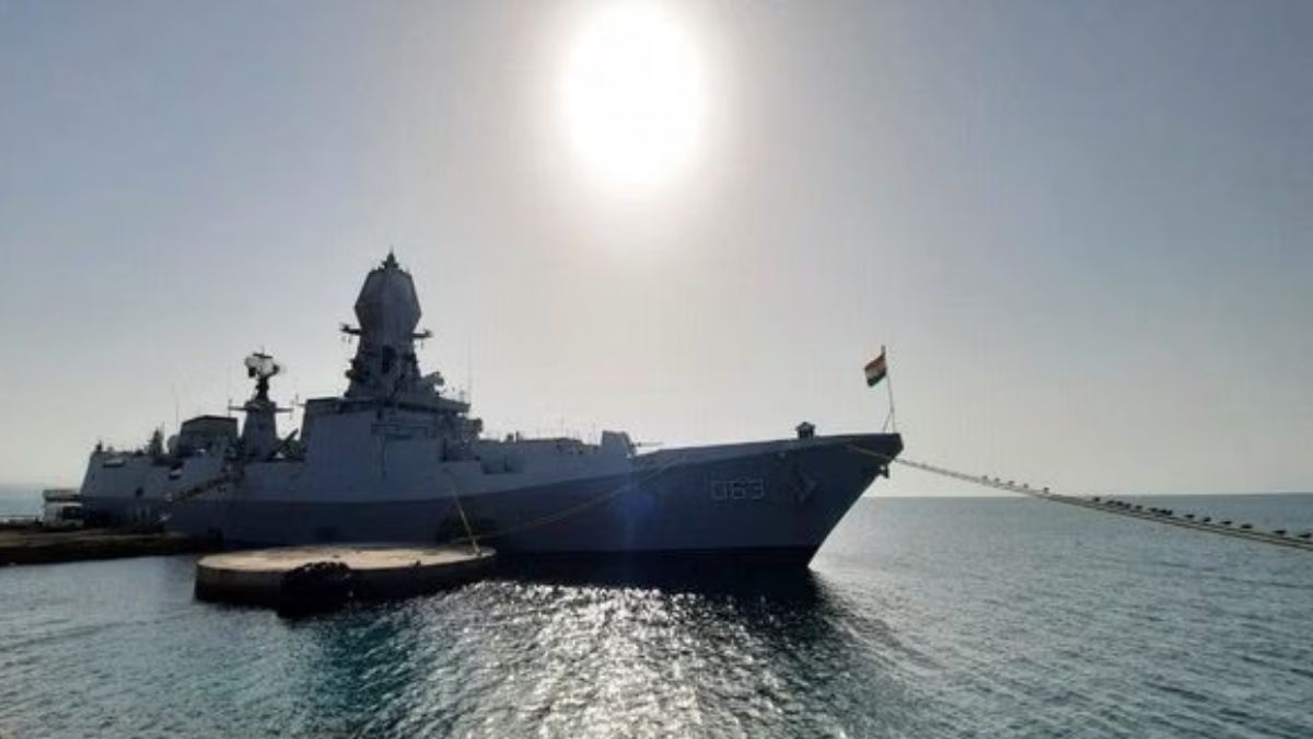 INS Kolkata (4)