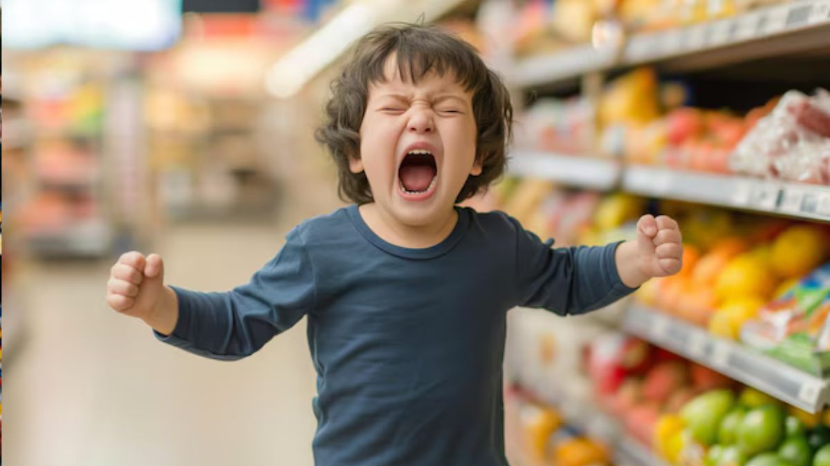 kids throwing Tantrum (1)