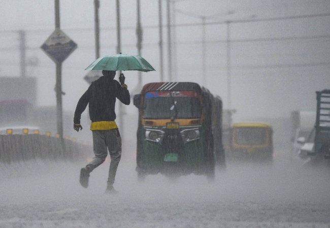 Weather change in delhi