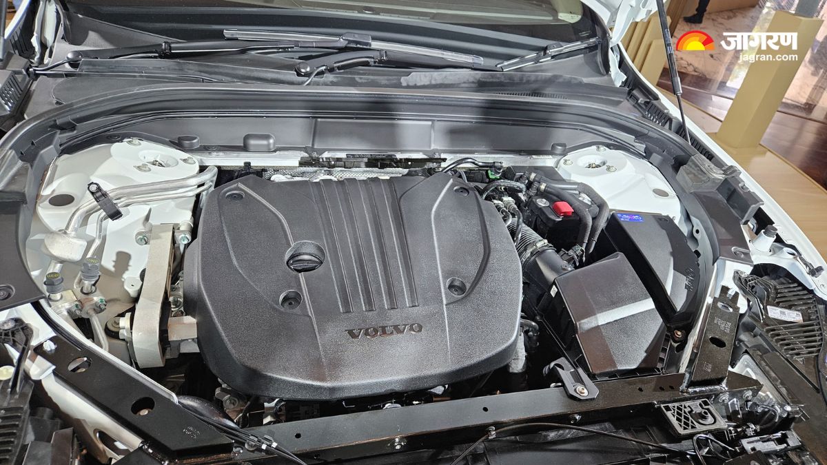 2025 Volvo XC60 facelift (2)