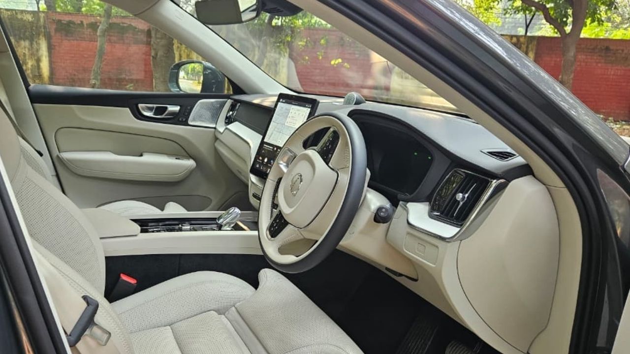 Volvo-XC-60-020405-1762077672020