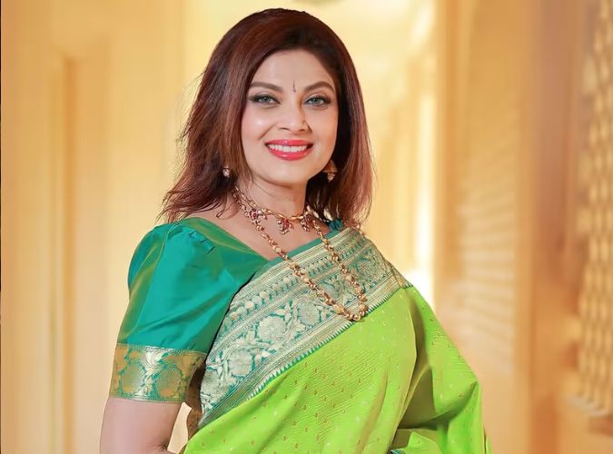 varsha usgaonkar (2)