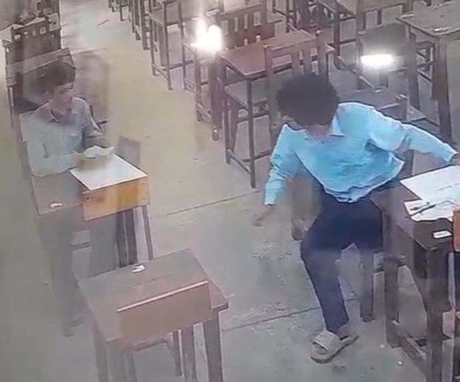 student in cheeting in polytechnic college