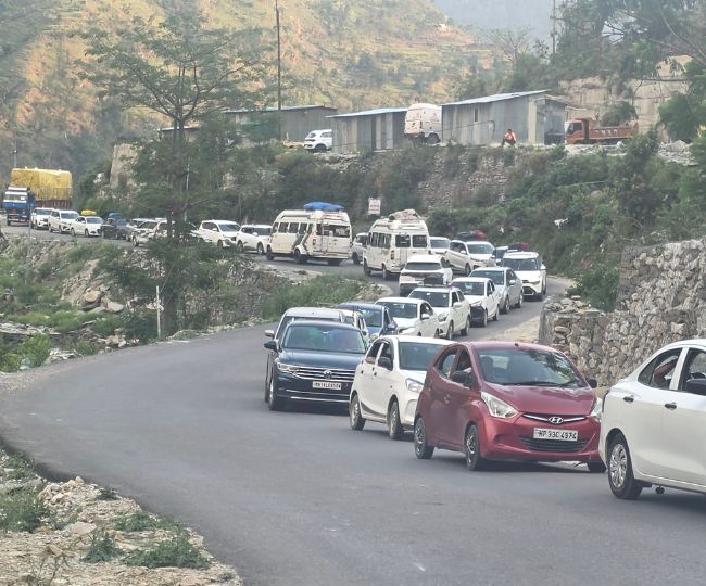 Traffic jam Mandi