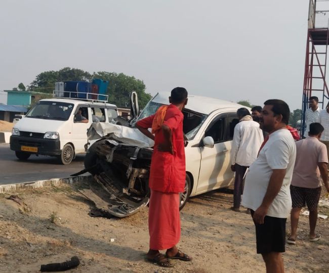 azamgarh accident car