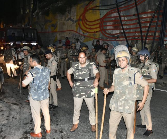 Police force in doon