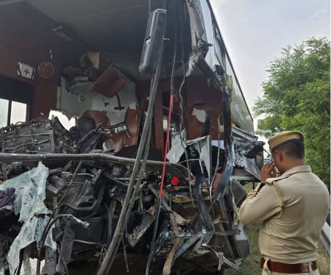 accident bus small