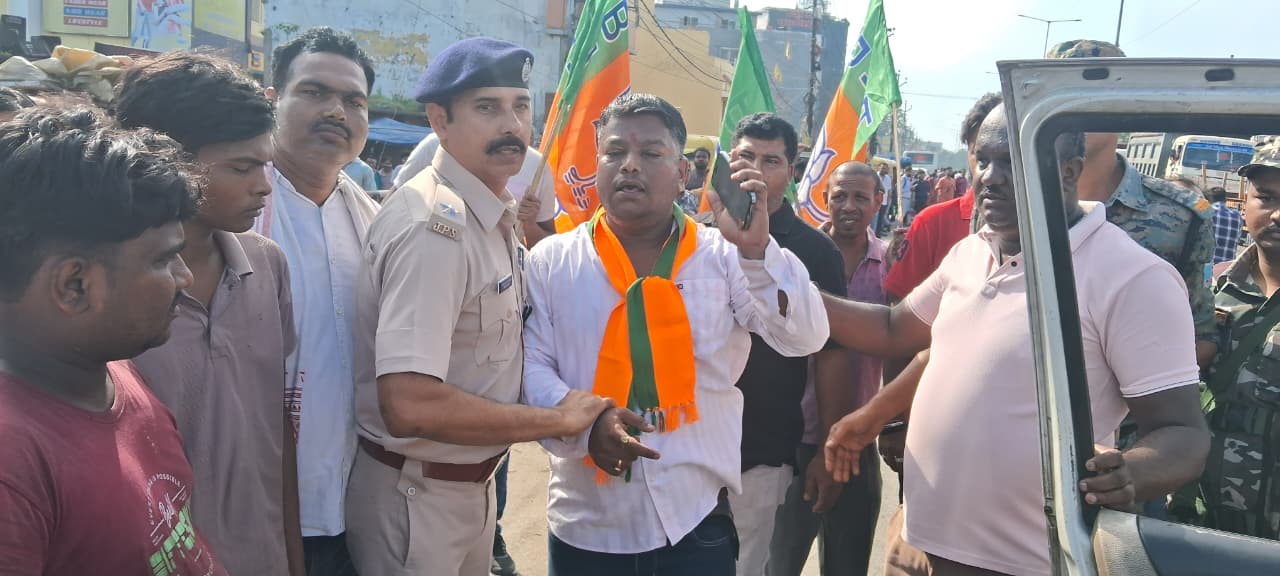 हिमांशु सिंह हत्याकांड के विरोध में एनडीए का 'जमशेदपुर बंद', साकची,  बिष्टुपुर समेत पूरा शहर रहा ठप - bandh nda protests himanshu singh murder  city shut