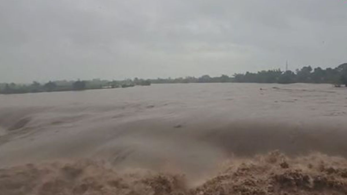 gijrat flood (3)