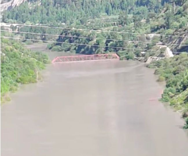 Chandra Bhagar River lake