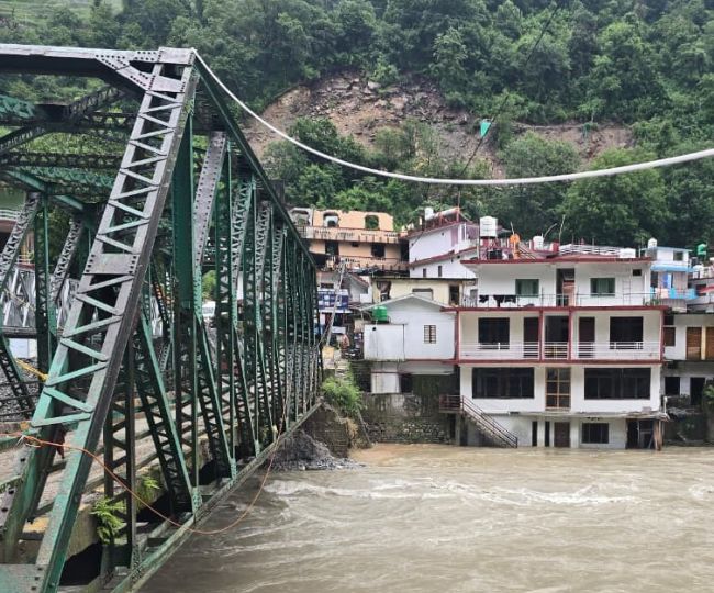 water level of the Yamuna River has risen