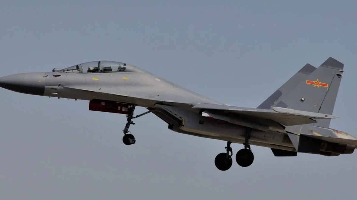 China's J-16