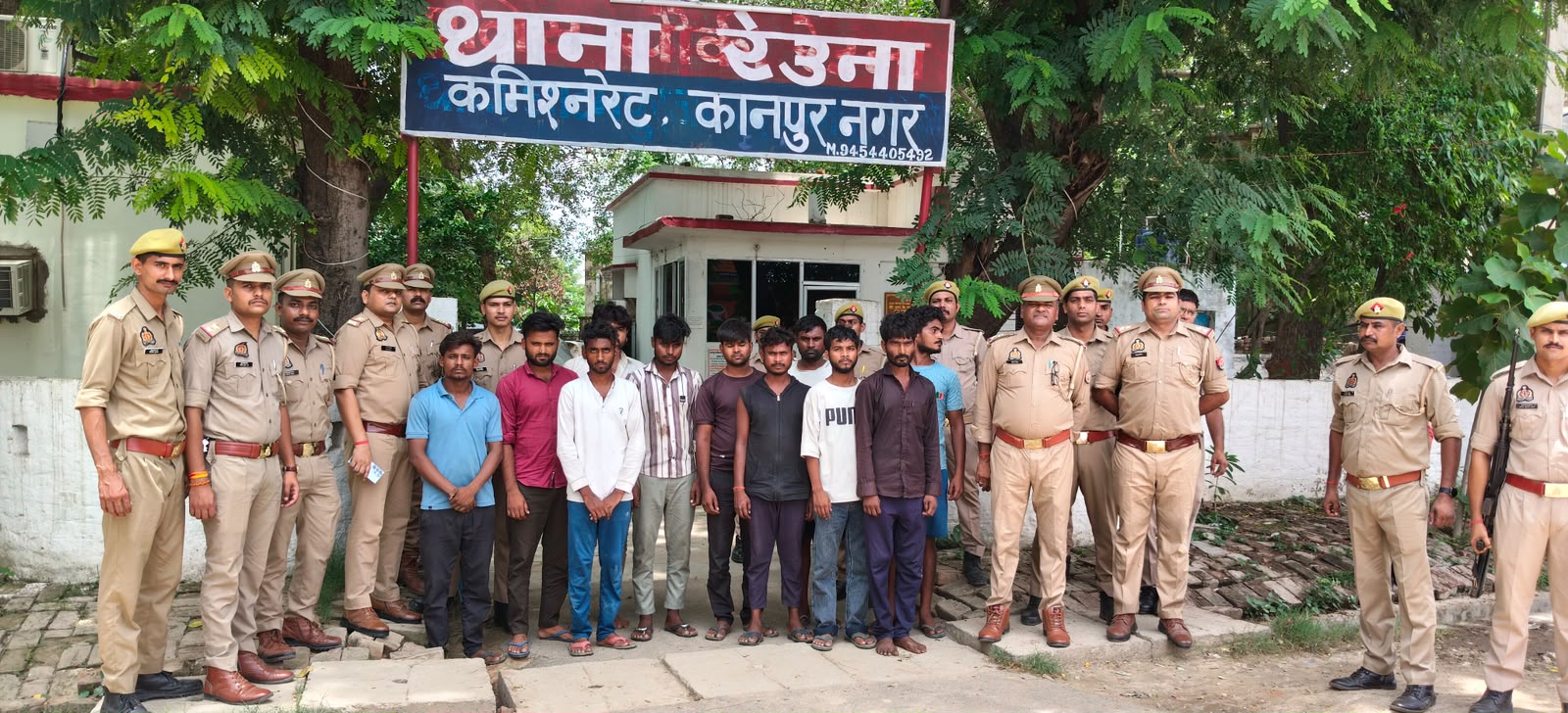 Cyber Fraud Gang Busted in Kanpur Cyber Fraud Gang Busted in Kanpur