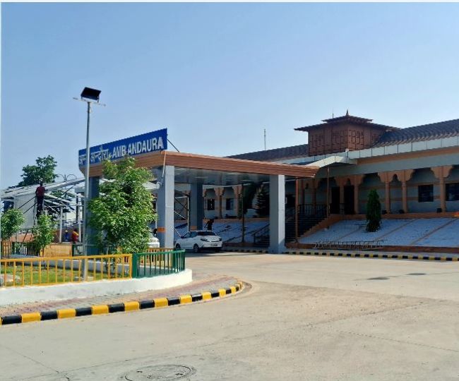 Amb Andoura Railway Station 2