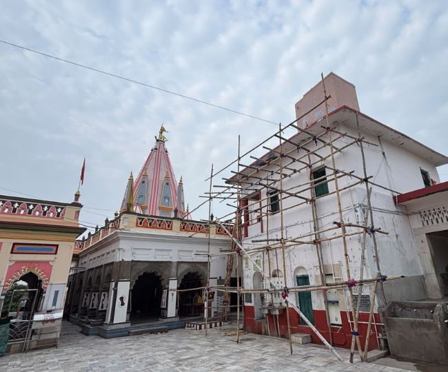 Bhagalpur Budhanath Temple Neglect Before Sawan Mela (7)