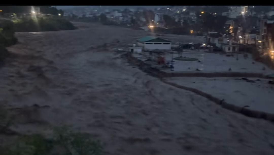 Flood news (2)