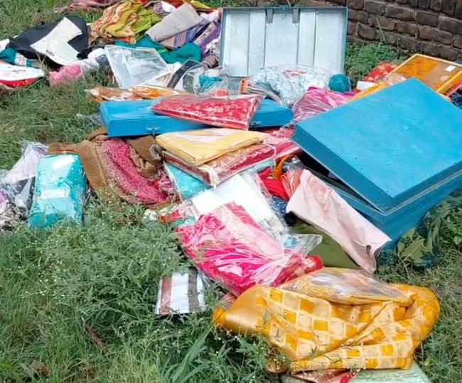 Jamui Sikandra Robbery rs1 Crore Jewelry Stolen from Two Homes (2)