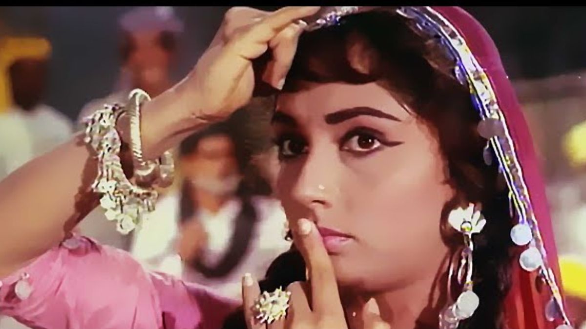 Jhumka (1)