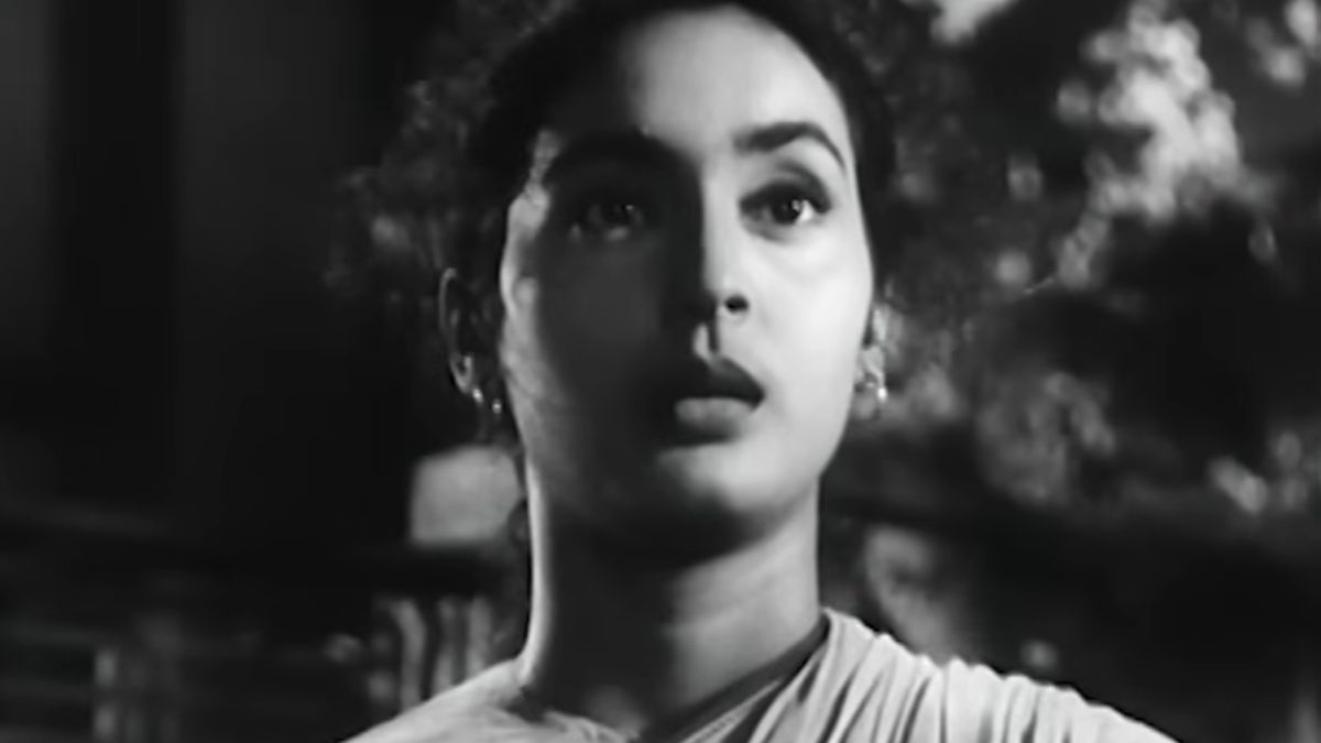 Nutan (3)