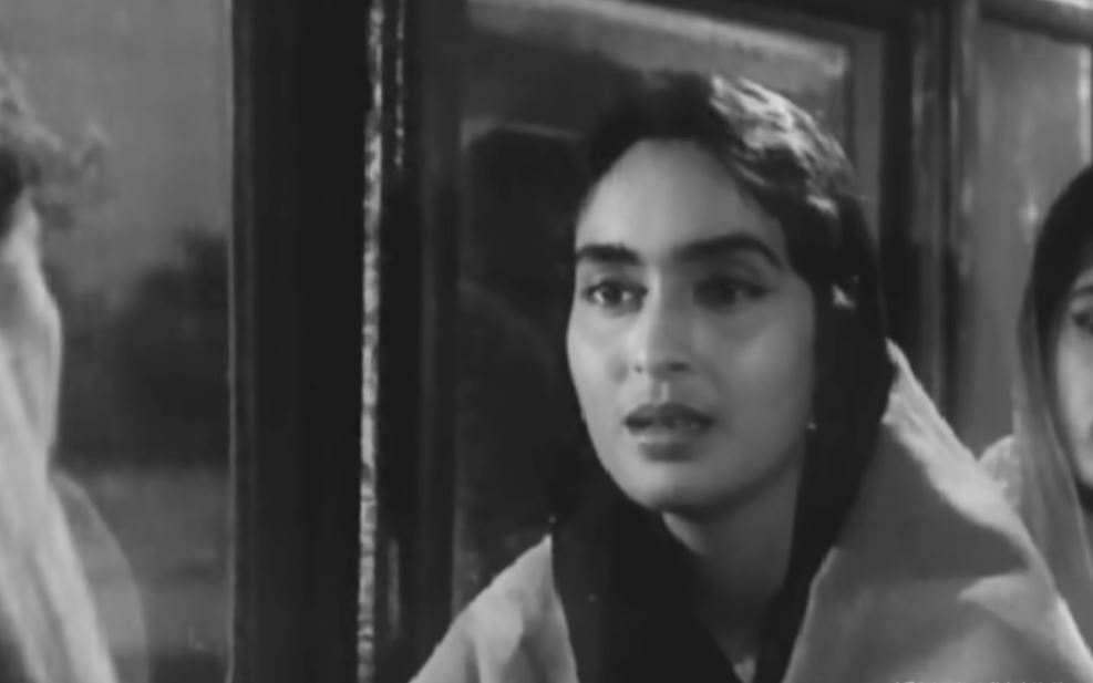 Nutan w