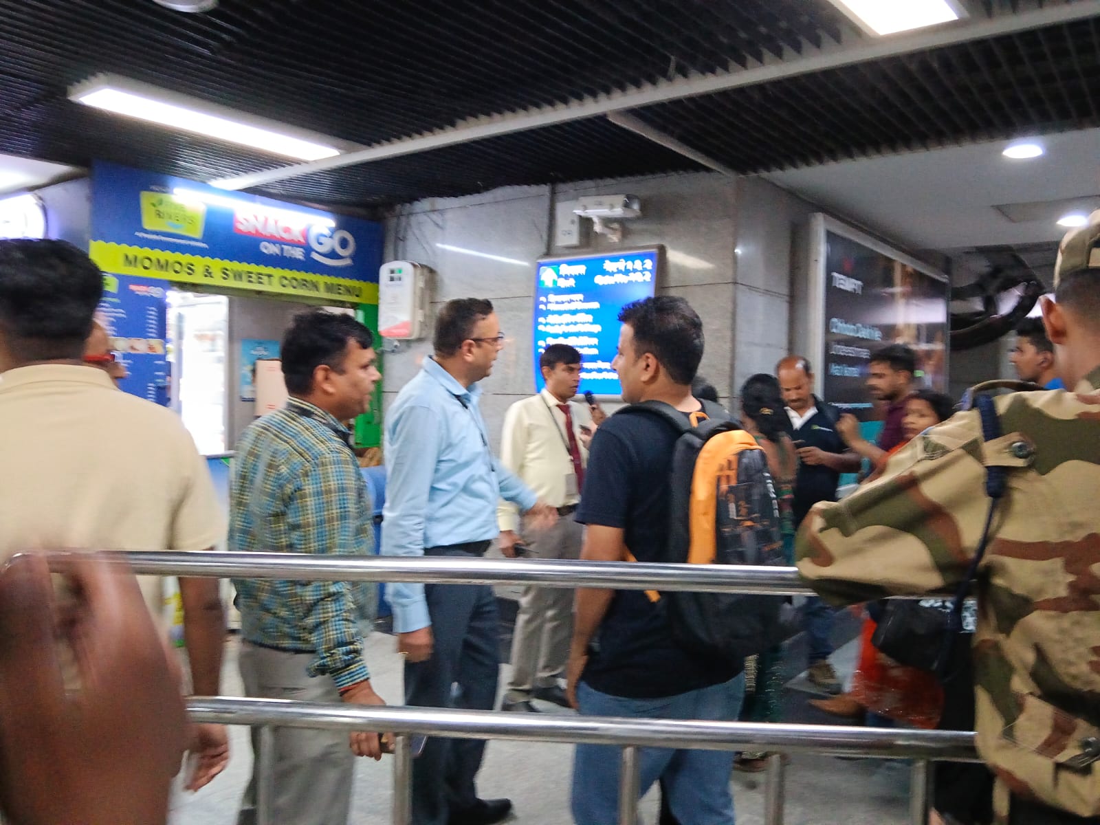 delhi metro closed 3